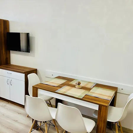 тутхон Apartment *